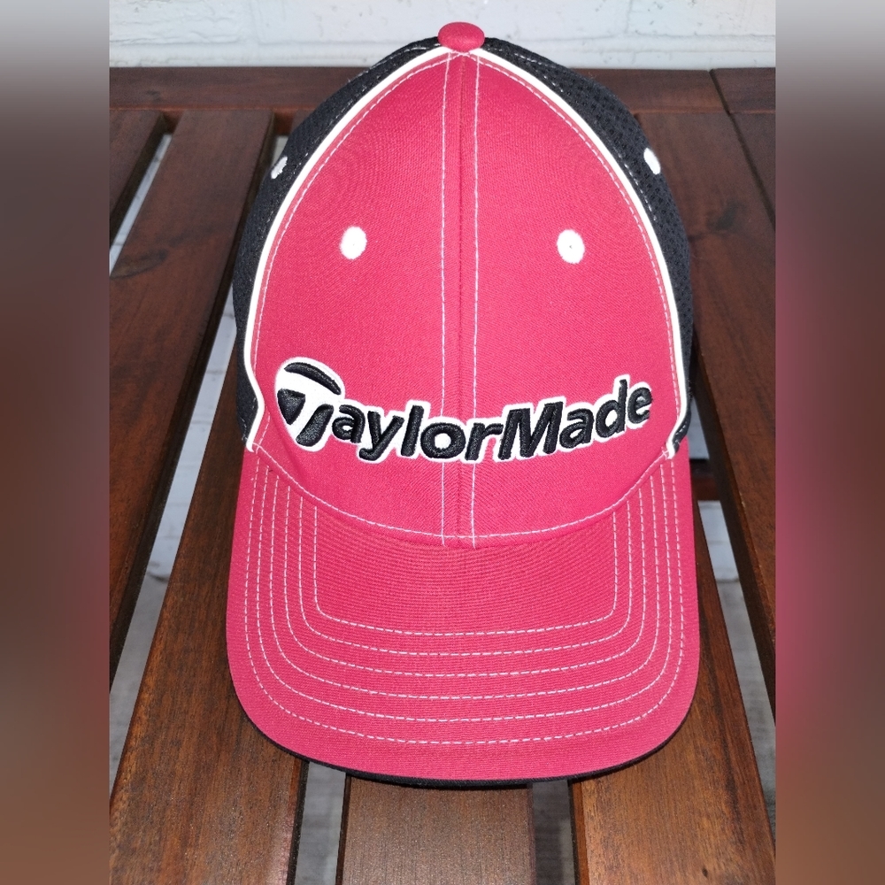TaylorMade 6 Panel A-Flex tmax Gear Red Black White Fitted Golf Cap L/XL